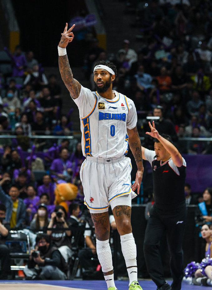 北京首钢赛前豪取连胜；志在全明星赛名次提升；话题不断；心理建设被强调的简单介绍-爱游戏