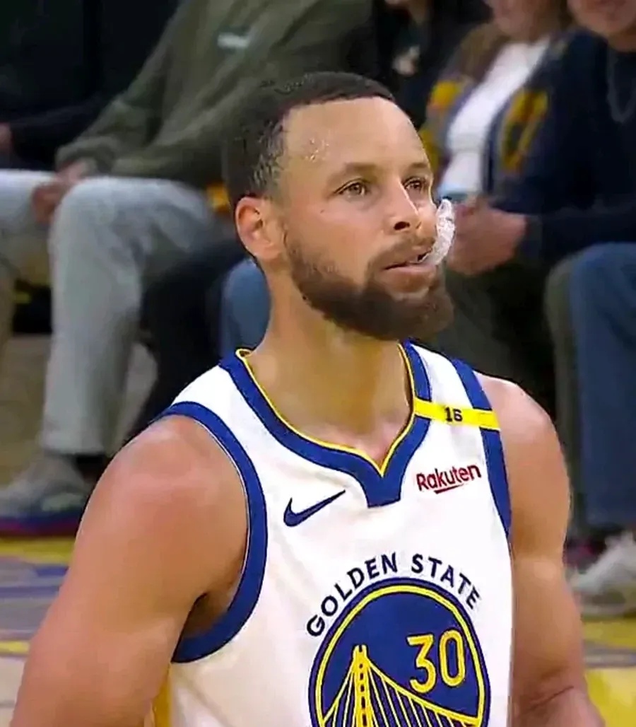 清晨金州勇士调整名单以备NBA总决赛，状态回暖环节打磨，更衣室稳定，心理建设被强调的简单介绍-AYX SPORTS